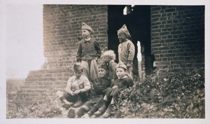Enfants en France après la Première Guerre mondiale, 1919
